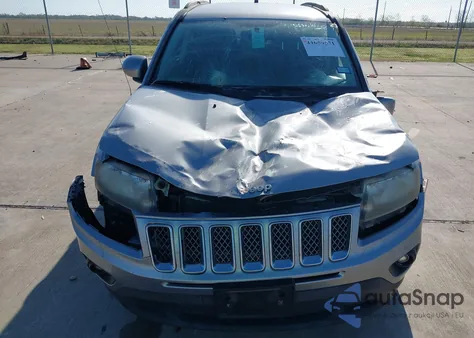 2016 Jeep Compass Latitude из США, поврежденный, VIN 1C4NJCEB2GD651356